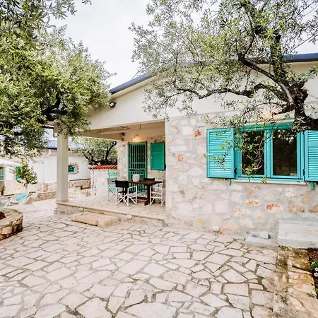 Tsantri Olive Grove Drakas